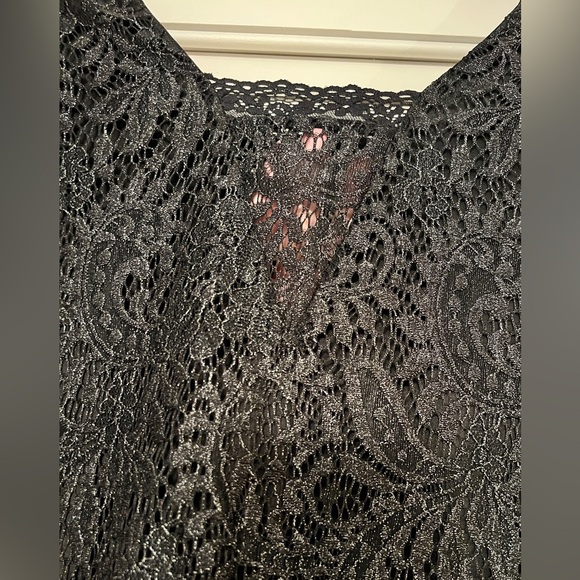NWT Candie’s Black Shimmer Lace Column Fitted Cocktail Dress Size X-Small - Picture 4 of 10